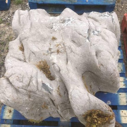 Large Weathered Limestone Feature Stones